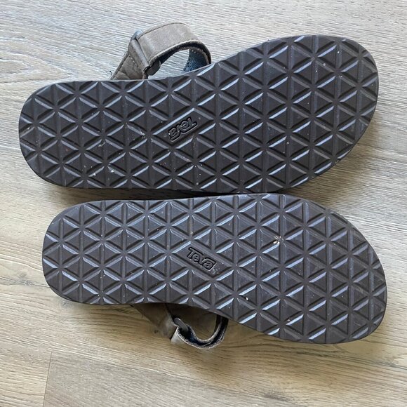 TEVA Universal Slide Men's Sandals Size 10 Brown Leather Hooks and Loop Straps! - Picture 7 of 7